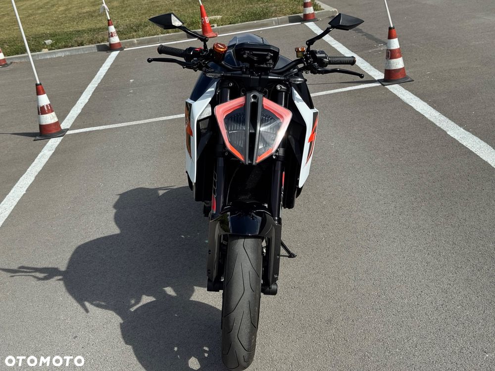 KTM Super Duke - 10