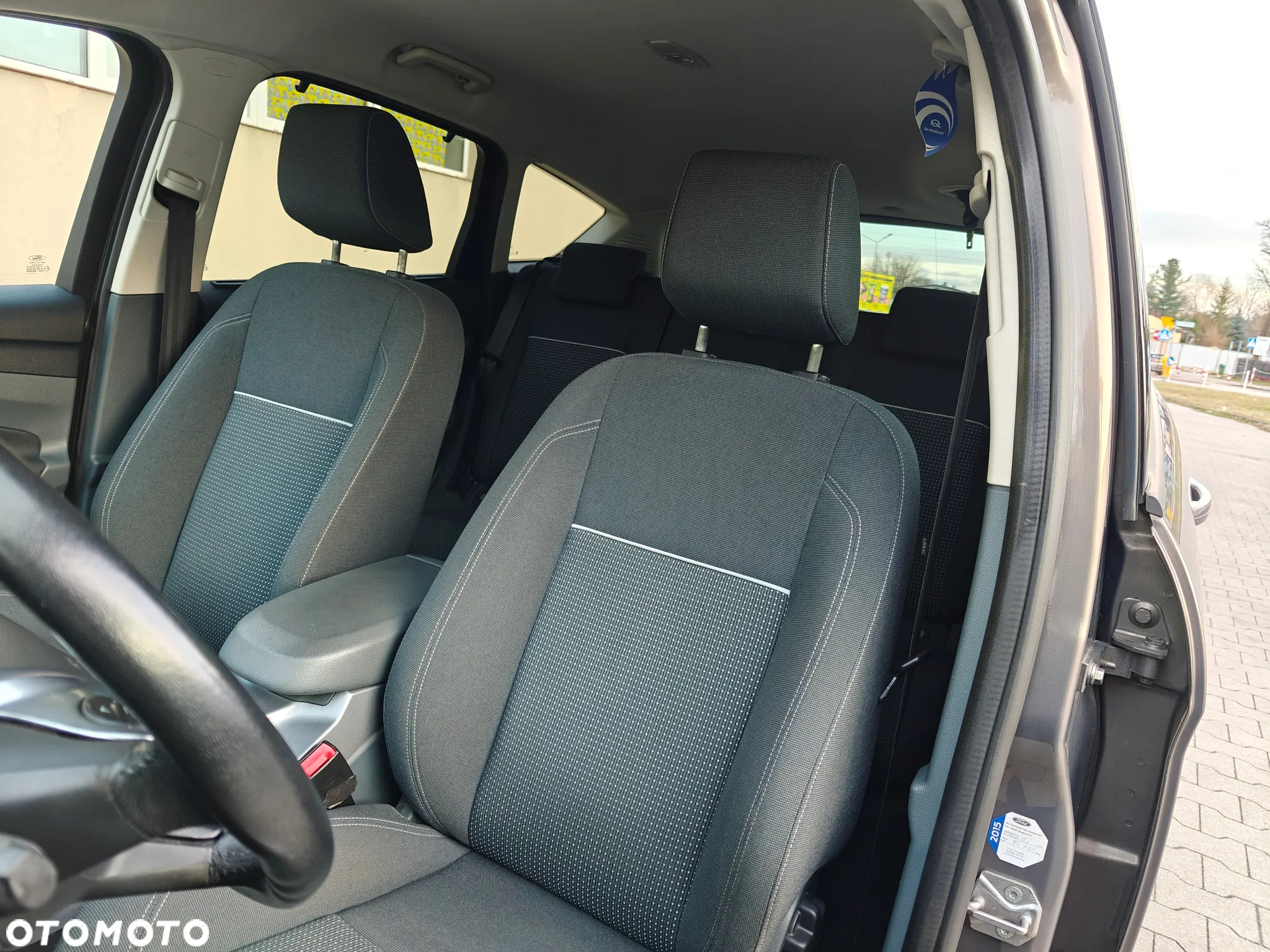 Ford C-MAX - 13