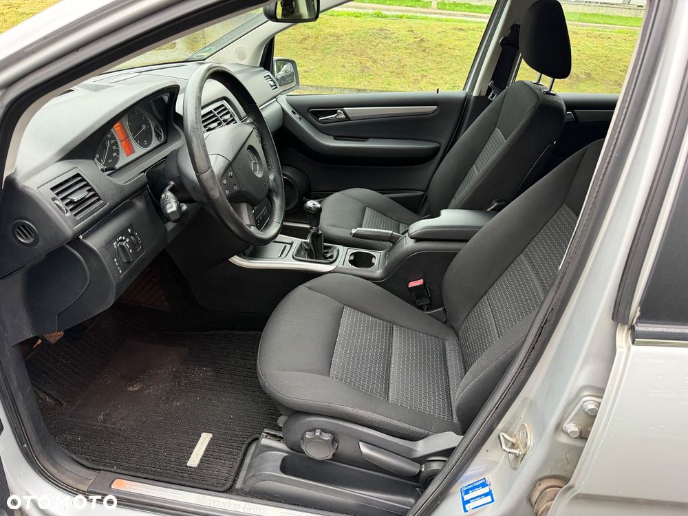 Mercedes-Benz Klasa B 160 BlueEFFICIENCY - 10