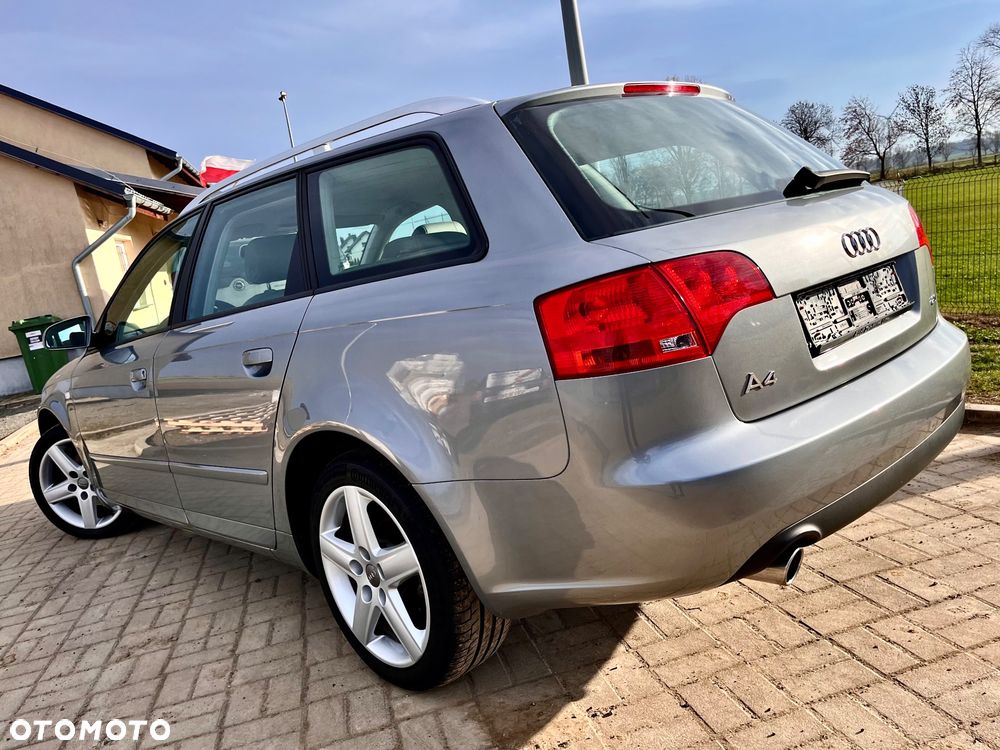 Audi A4 Avant - 3