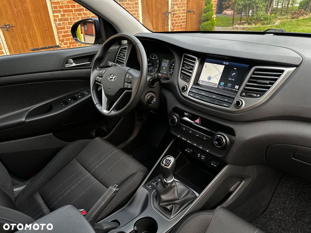 Hyundai Tucson 1.6 GDi Comfort 2WD - 23