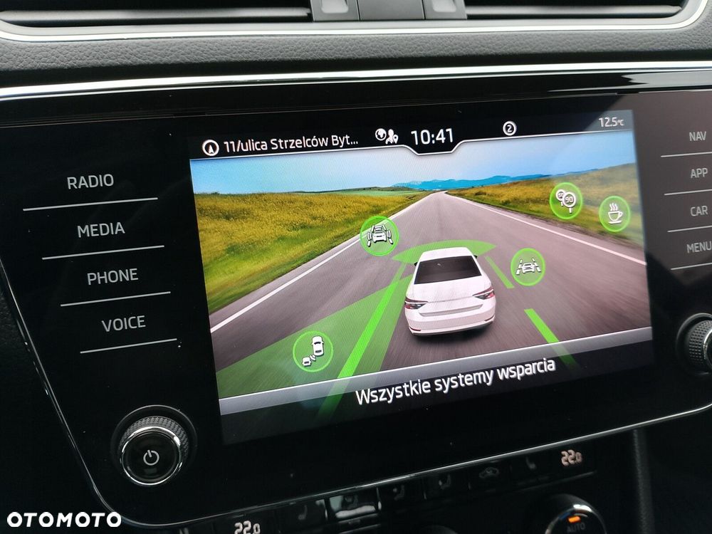 Skoda Superb 1.5 TSI Style DSG - 23