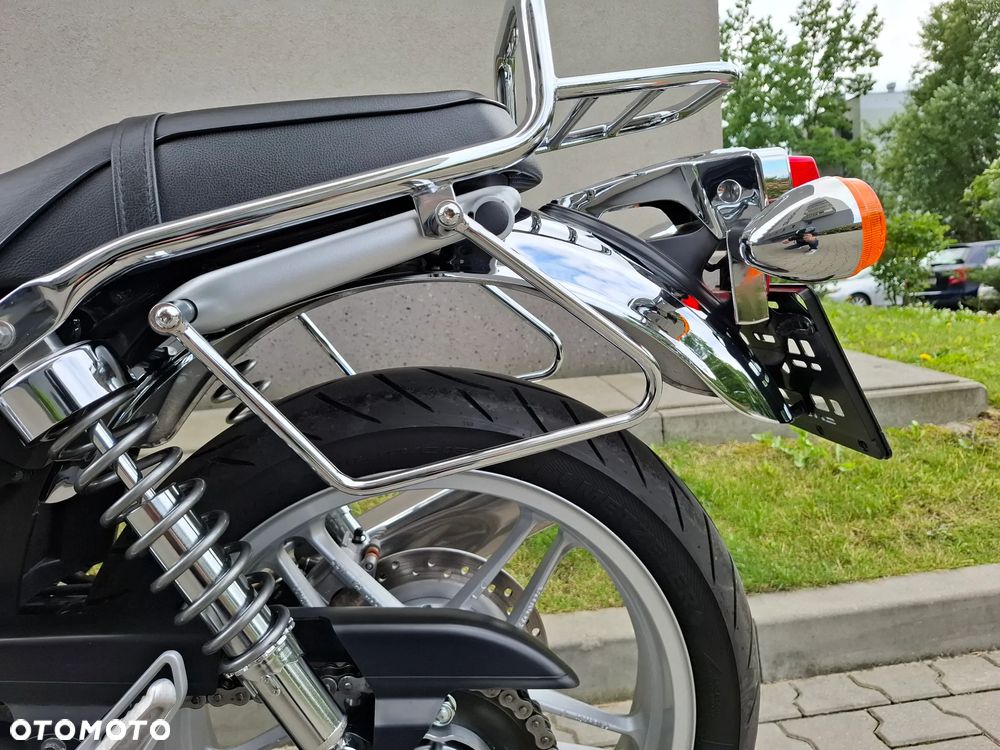 Honda CB - 17
