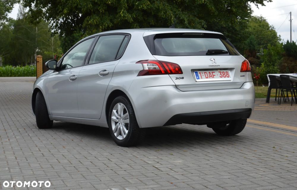 Peugeot 308 - 5