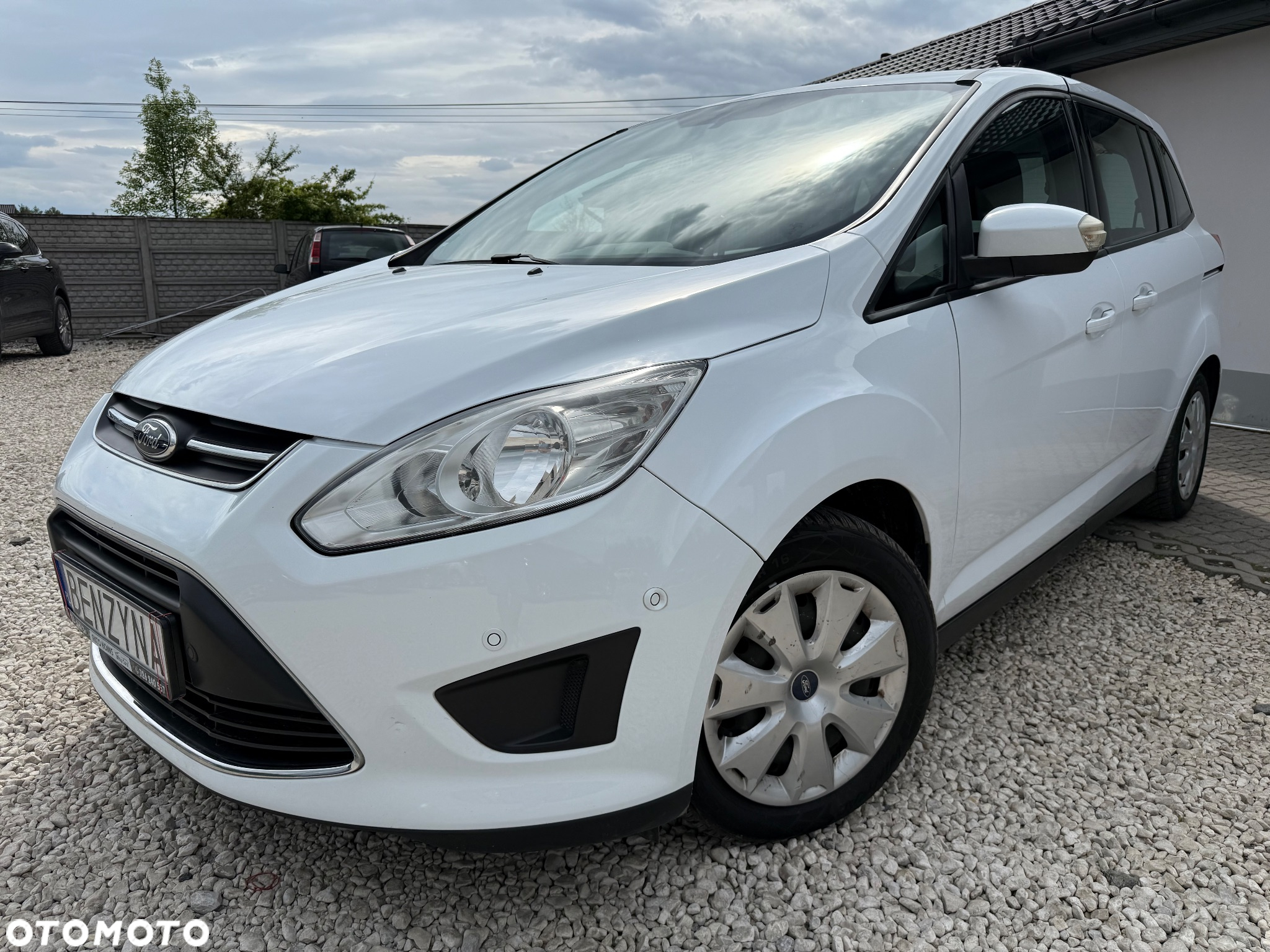 Ford Grand C-MAX 1.6 Titanium - 27