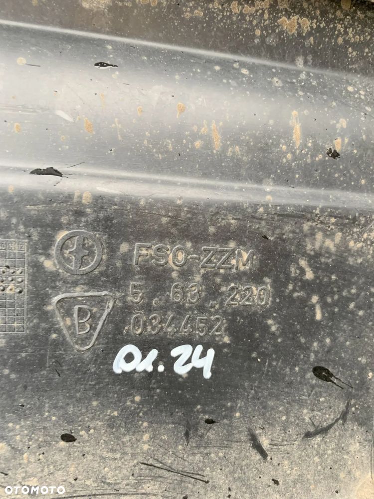 Polonez Caro Zderzak tyl tylny - 7