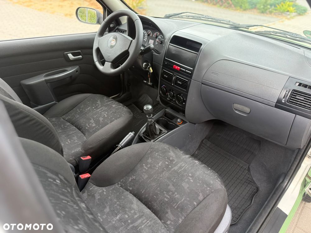Fiat Strada - 10