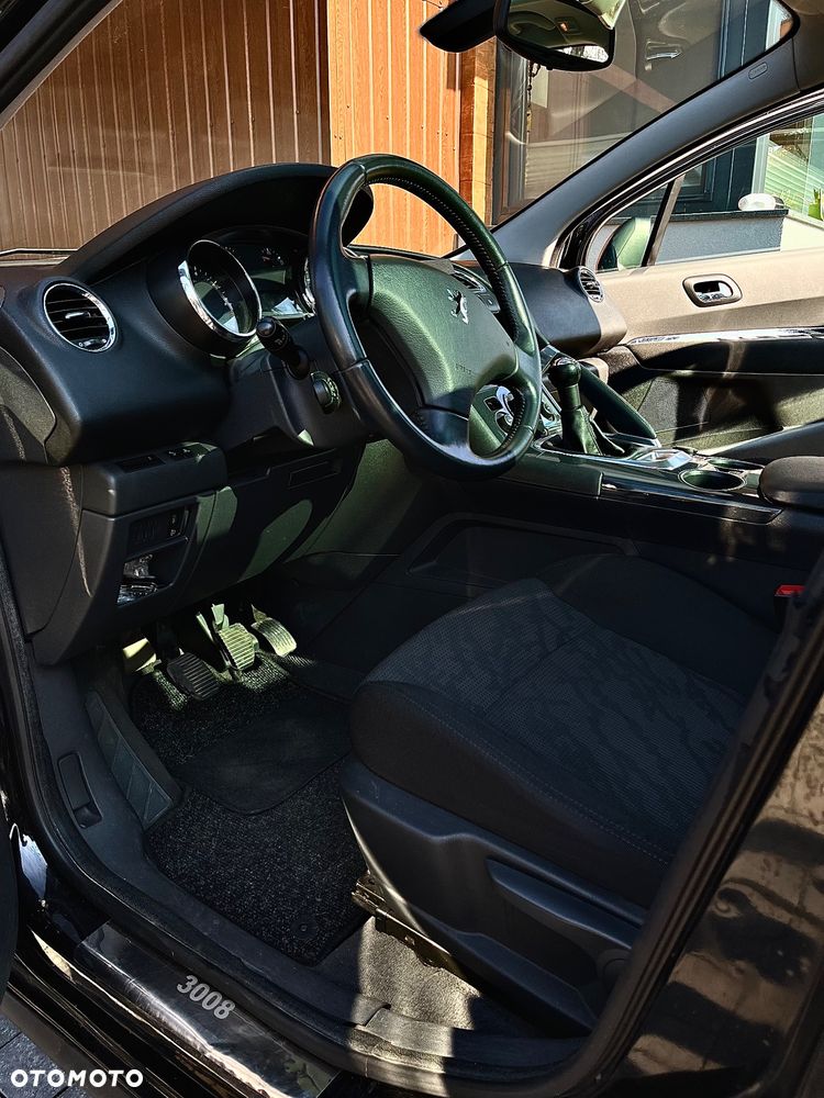 Peugeot 3008 1.6 Premium - 12