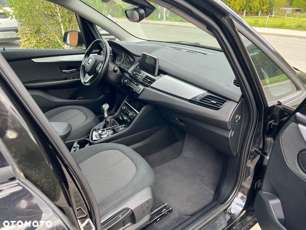 BMW Seria 2 220i GT Luxury Line - 32
