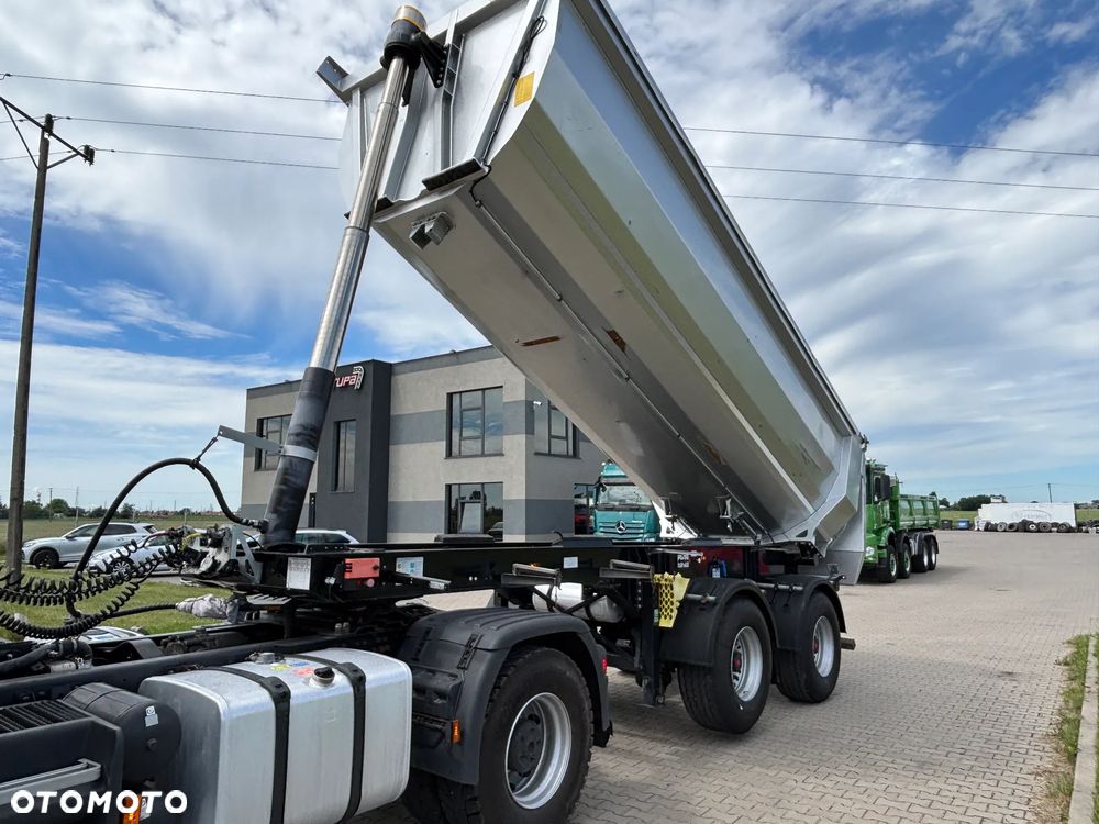 Reisch RHKS-2_SR-06 naczepa wywrotka 2 osie szeroki rozstaw osie 10 ton , DMC zestawu 38 ton (nie SCHMITZ , Schwarzmuller, Carnehl , Meiller, Langendorf). stalowa, do robót ziemnych - 23