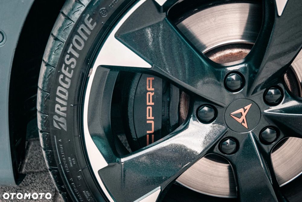 Cupra Leon 2.0 TSI DSG - 11