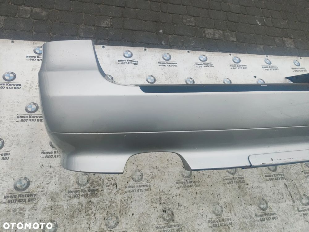 BMW E61 Zderzak tylny tył Titansilber pod hak 354/7 - 5