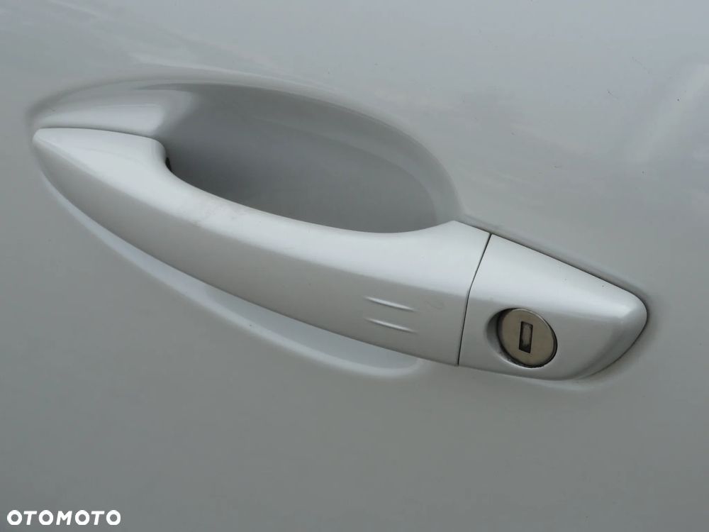 Peugeot 5008 1.5 BlueHDi GT S&S EAT8 - 27