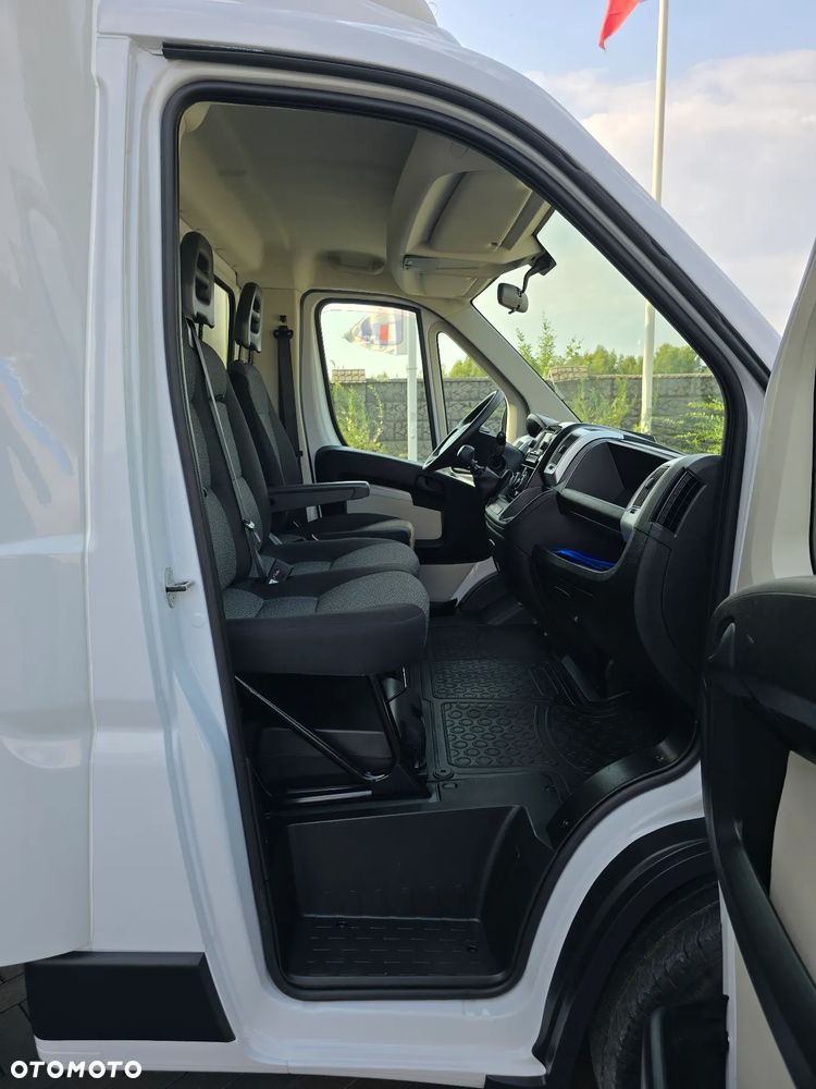 Fiat DUCATO MAXI KONTENER IZOTERMICZNY WINDA DHOLLANDIA SALON PL SILNIK 2,3 IVECO 14OKM STAN JAK NOWY ELEKTRYKA KLIMATYZACJA - 35