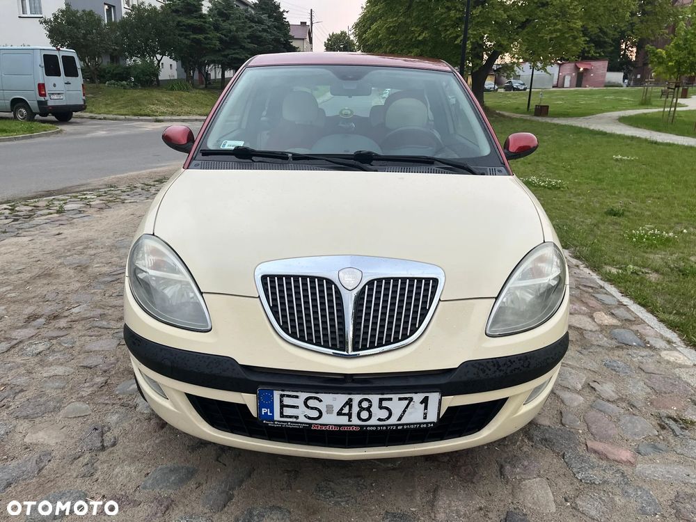 Lancia Ypsilon 1.4 16V Elegante Plus - 6