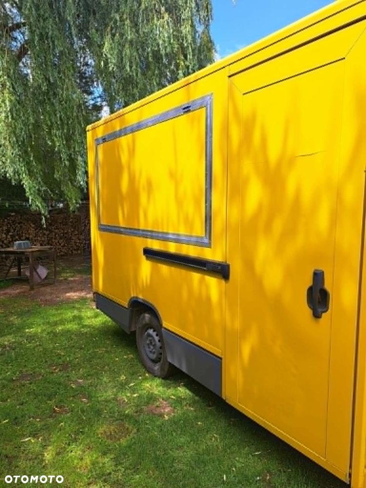Mercedes-Benz Sprinter - 3