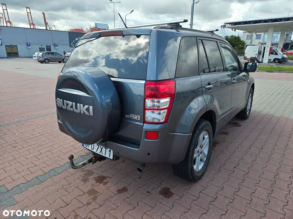 Suzuki Grand Vitara 1.9 DDiS Comfort - 4