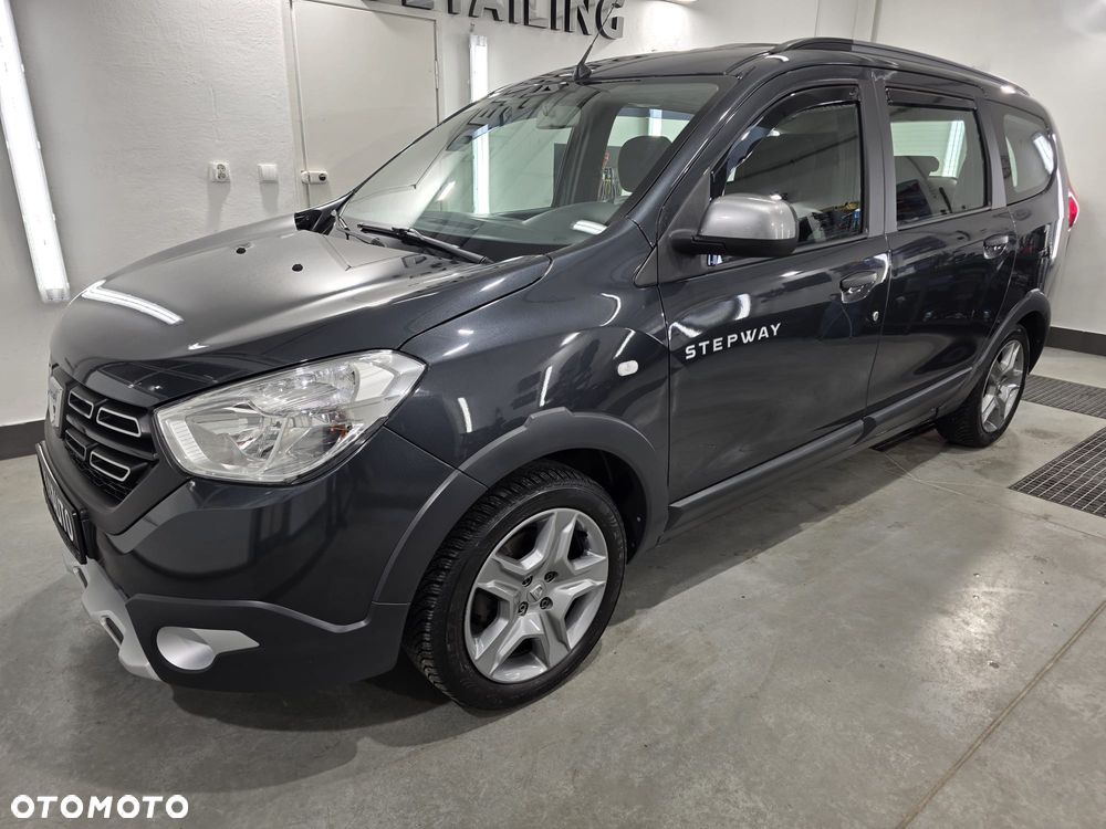 Dacia Lodgy 1.3 TCe Stepway S&S - 19