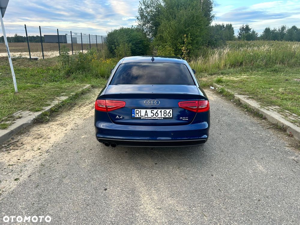 Audi A4 Limousine - 15
