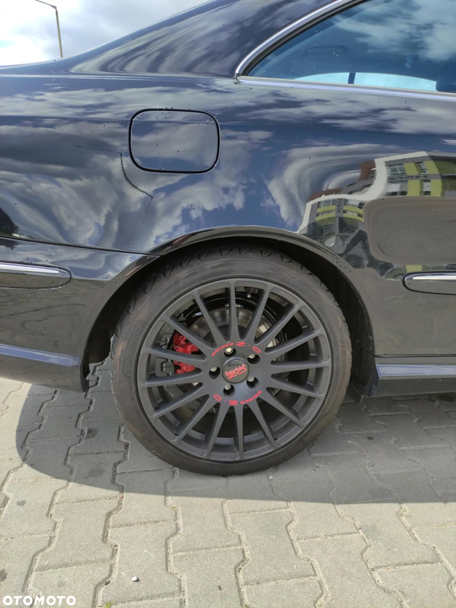 Mercedes-Benz CLK - 9