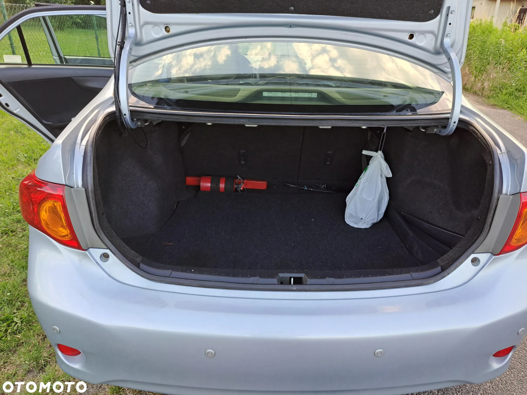 Toyota Corolla 1.6 VVT-i Luna - 6