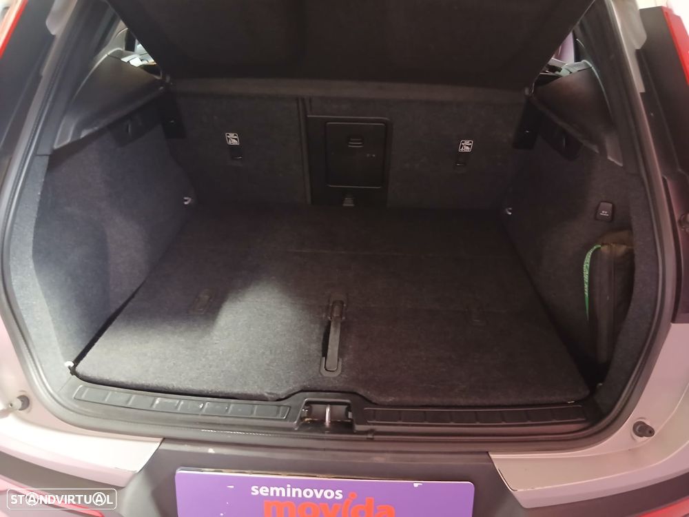 Volvo XC 40 1.5 T2 Plus Dark Auto - 14