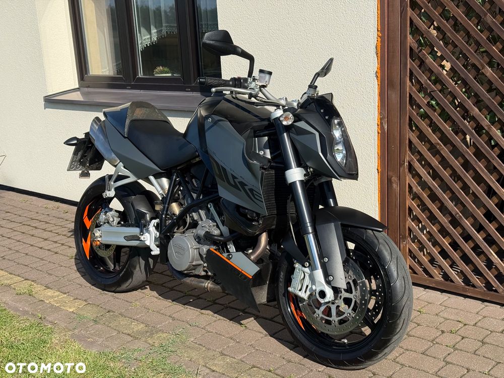 KTM Super Duke - 1