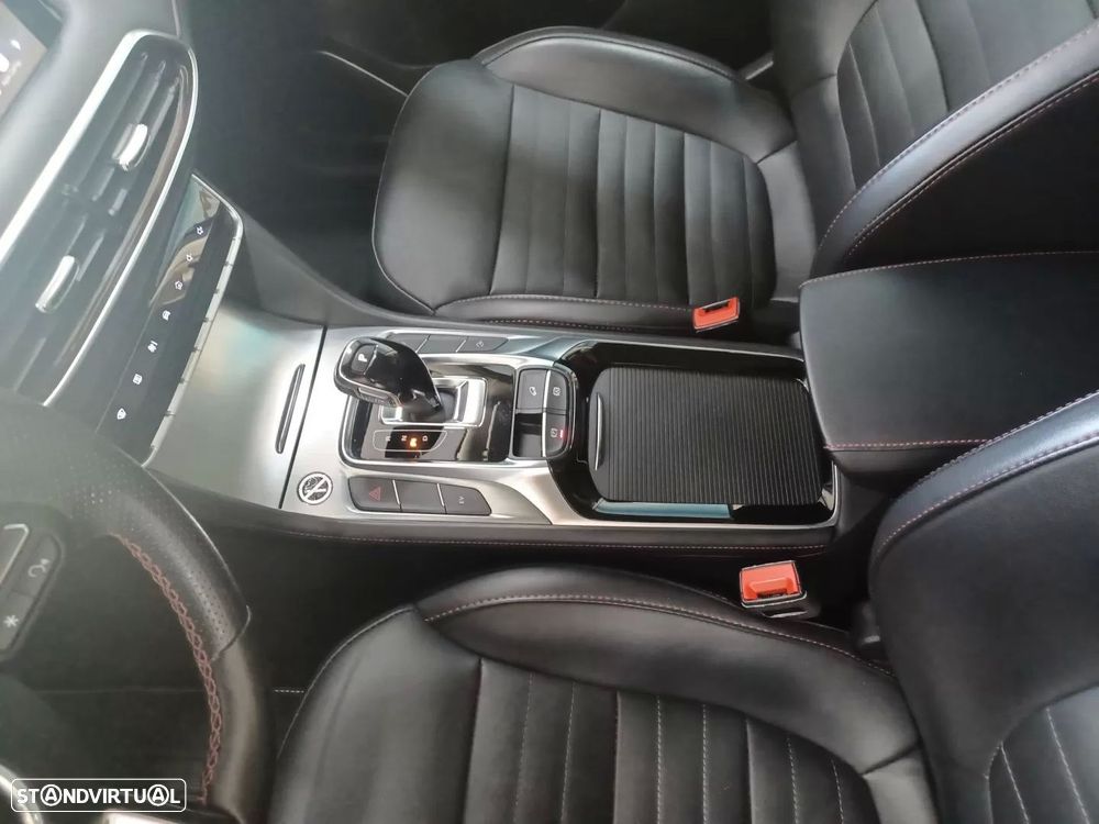 MG EHS 1.5 T-GDI Plug-in Hybrid Luxury - 17