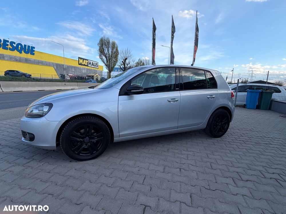 Volkswagen Golf - 23