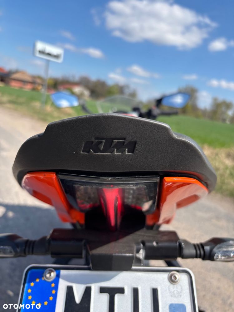 KTM RC 125 - 13
