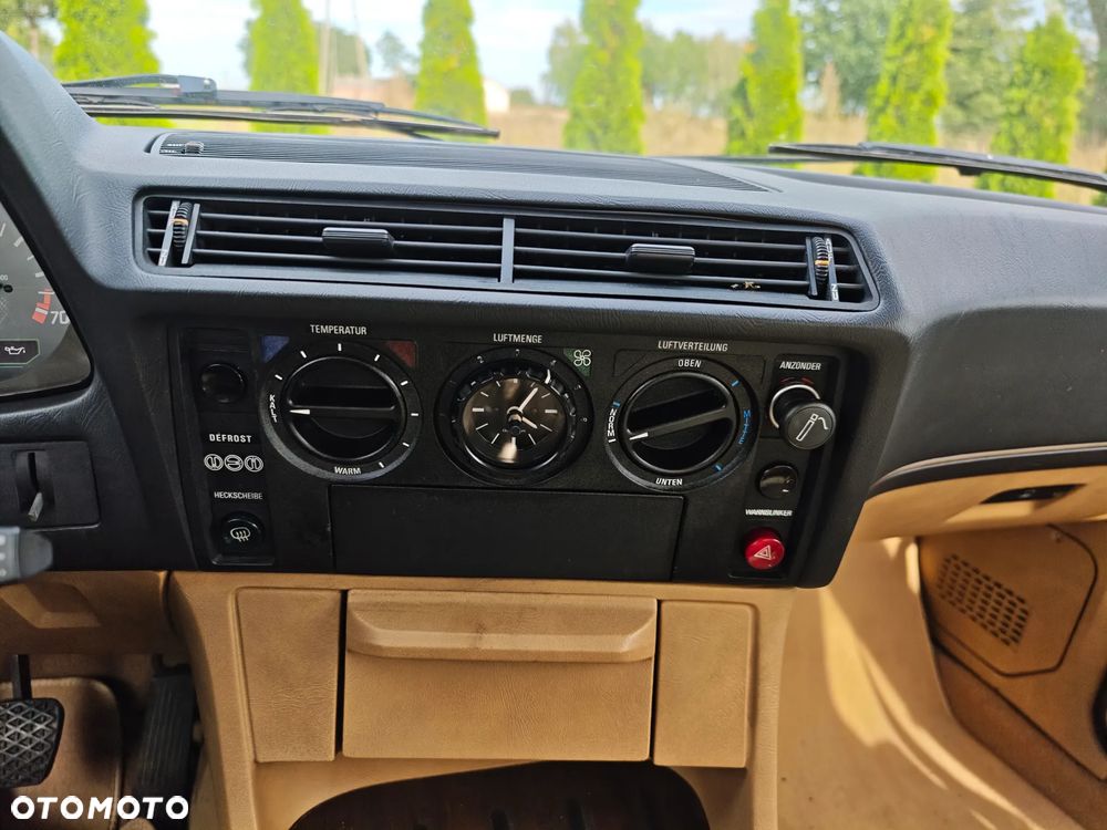 BMW Seria 7 732 i - 23