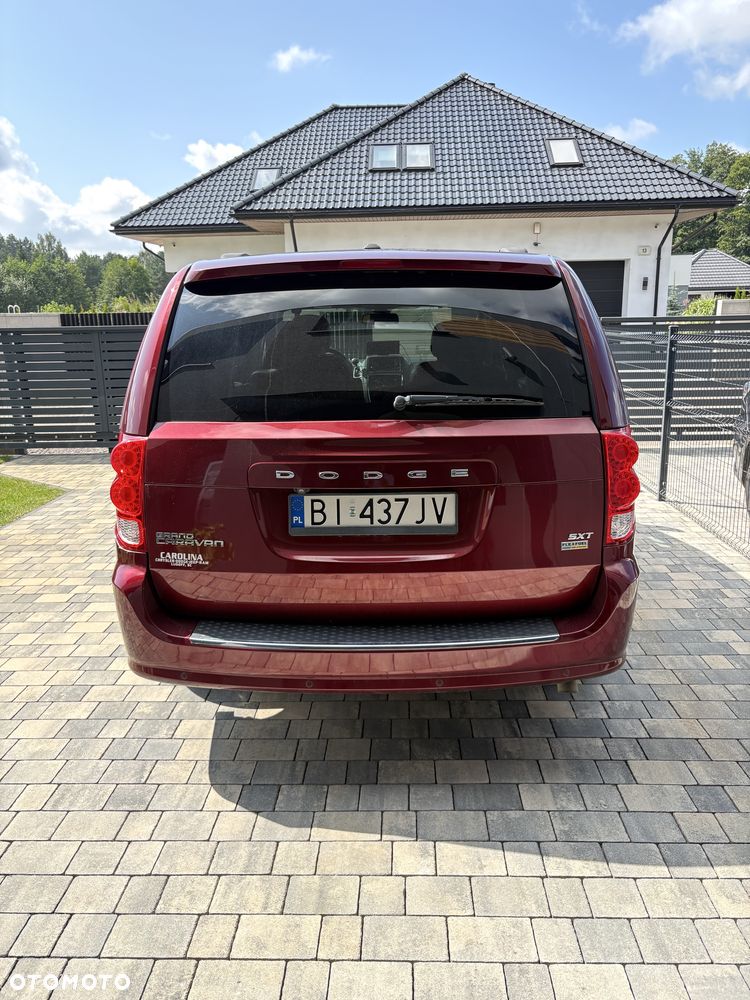 Dodge Grand Caravan - 6