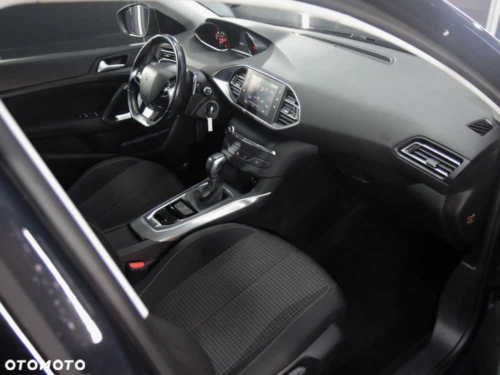 Peugeot 308 SW BlueHDi 130 EAT8 Active Pack - 7