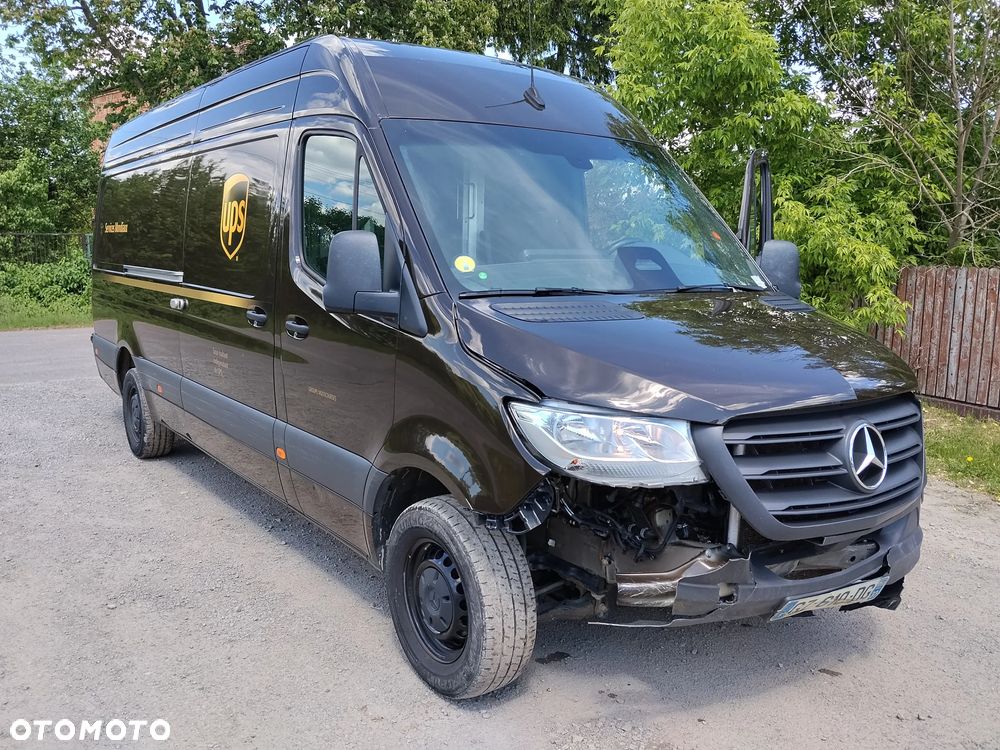 Mercedes-Benz Sprinter - 29