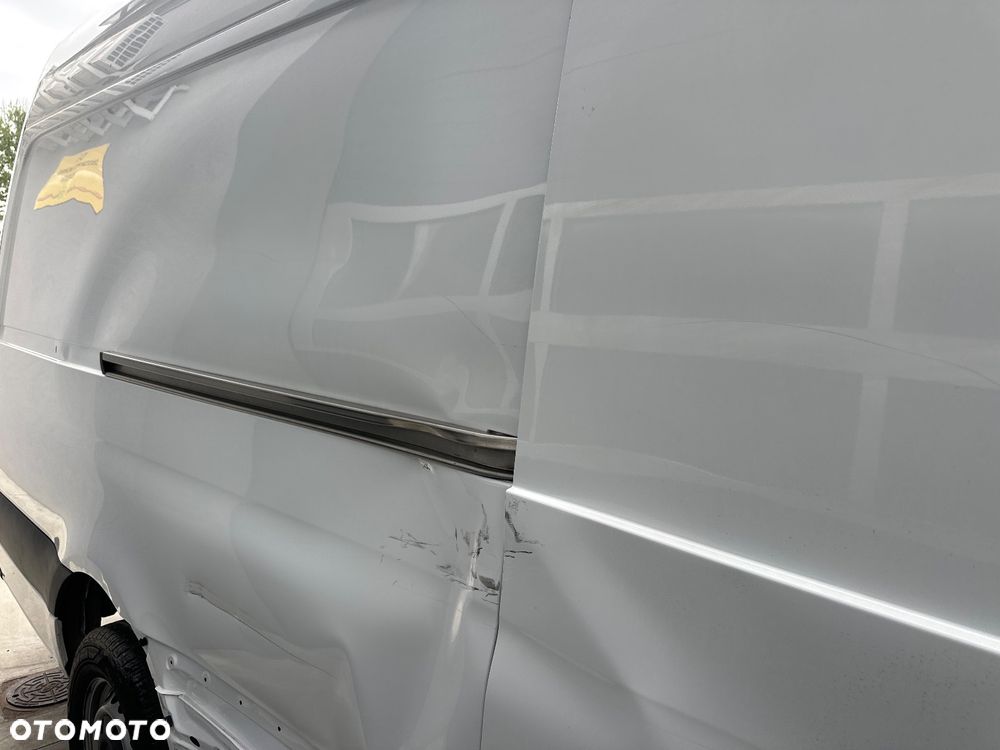 Mercedes-Benz SPRINTER - 22