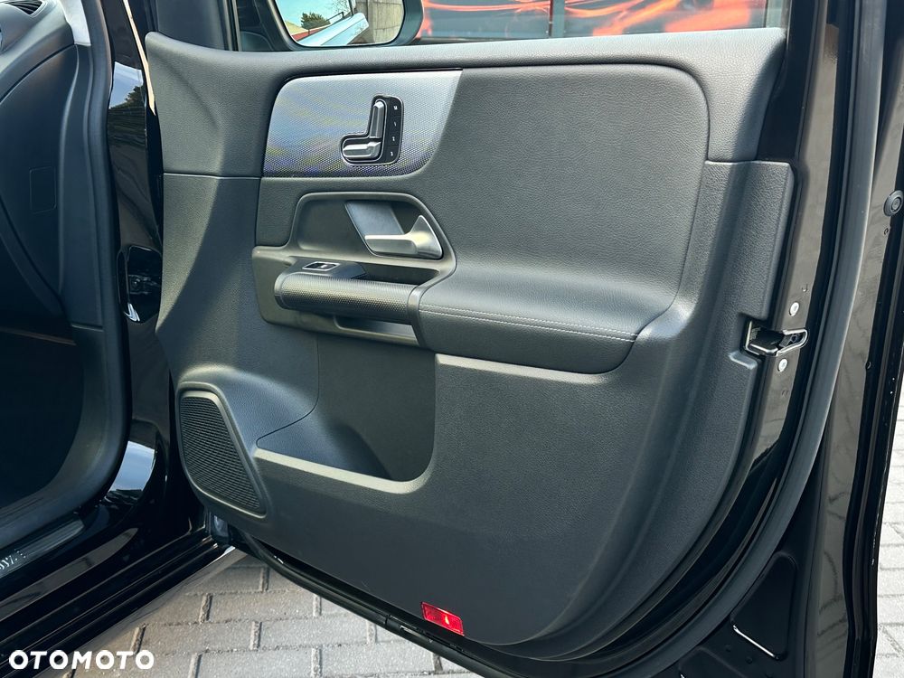 Mercedes-Benz Klasa B 180 7G-DCT Edition 2020 - 18