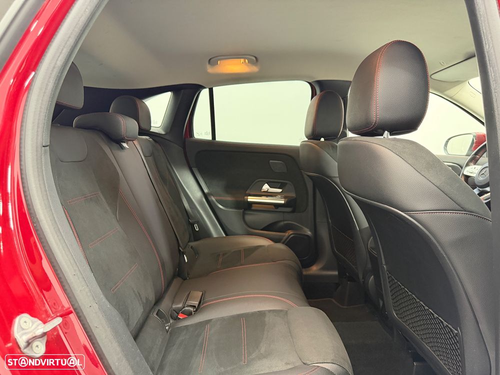 Mercedes-Benz GLA 250 e 8G-DCT AMG Line - 19