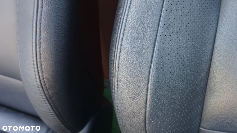 Mitsubishi Pajero IV 3.2 DID 5D Long fotel kierowcy lewy przod skora elektryka Europa - 7