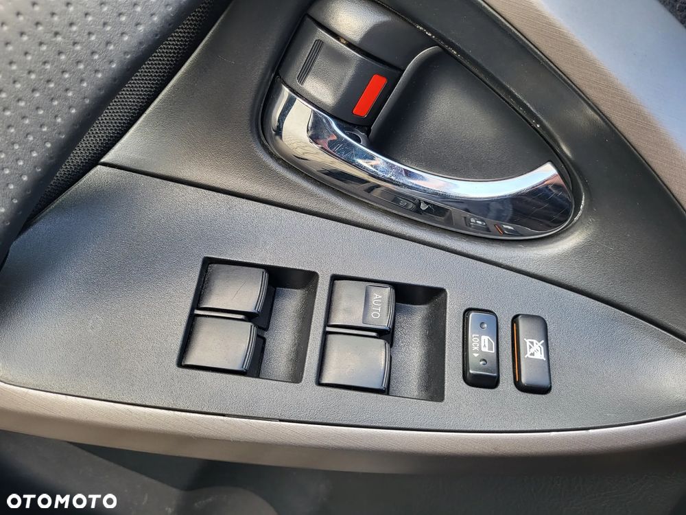 Toyota RAV4 2.0 VVT-i Sol - 20