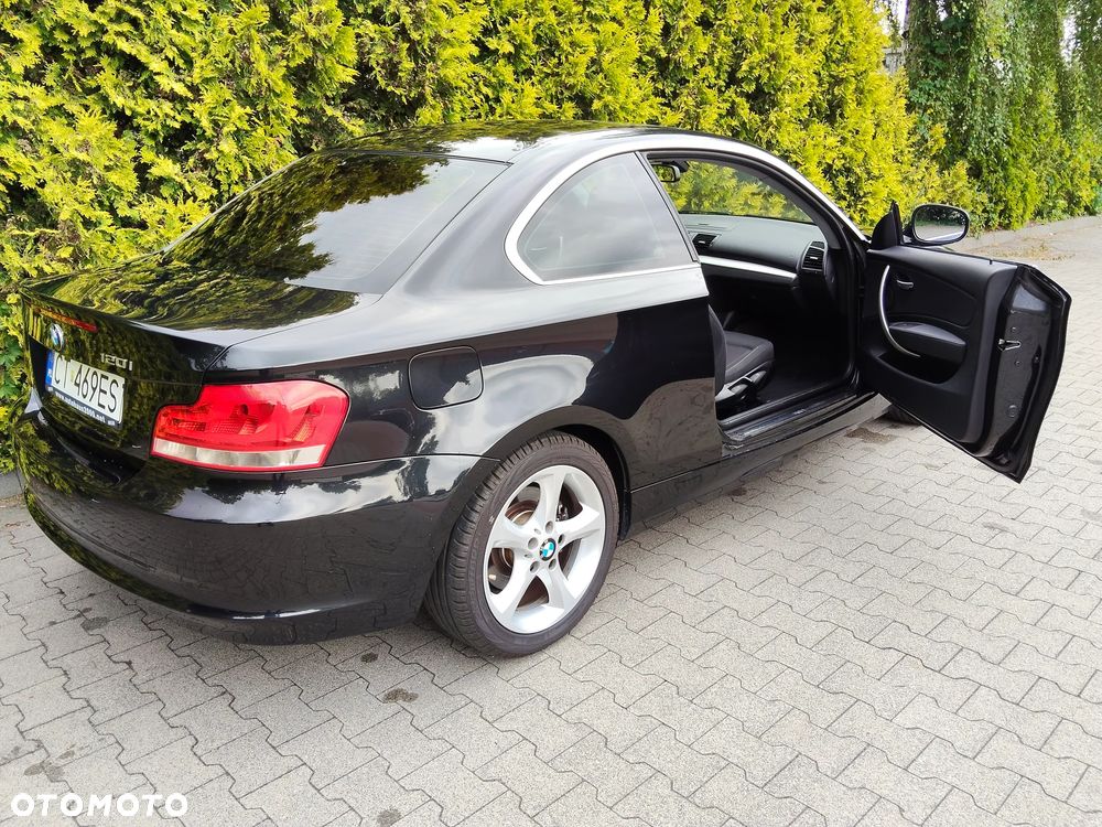 BMW Seria 1 120i Edition Sport - 17
