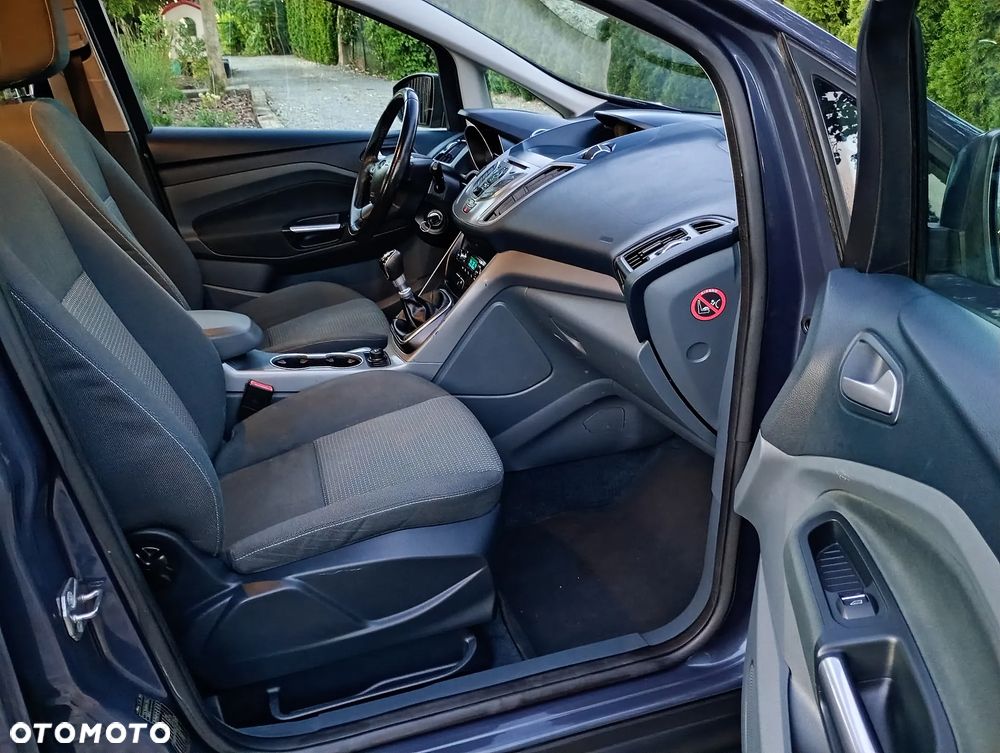 Ford Grand C-MAX 1.6 TDCi Titanium - 17