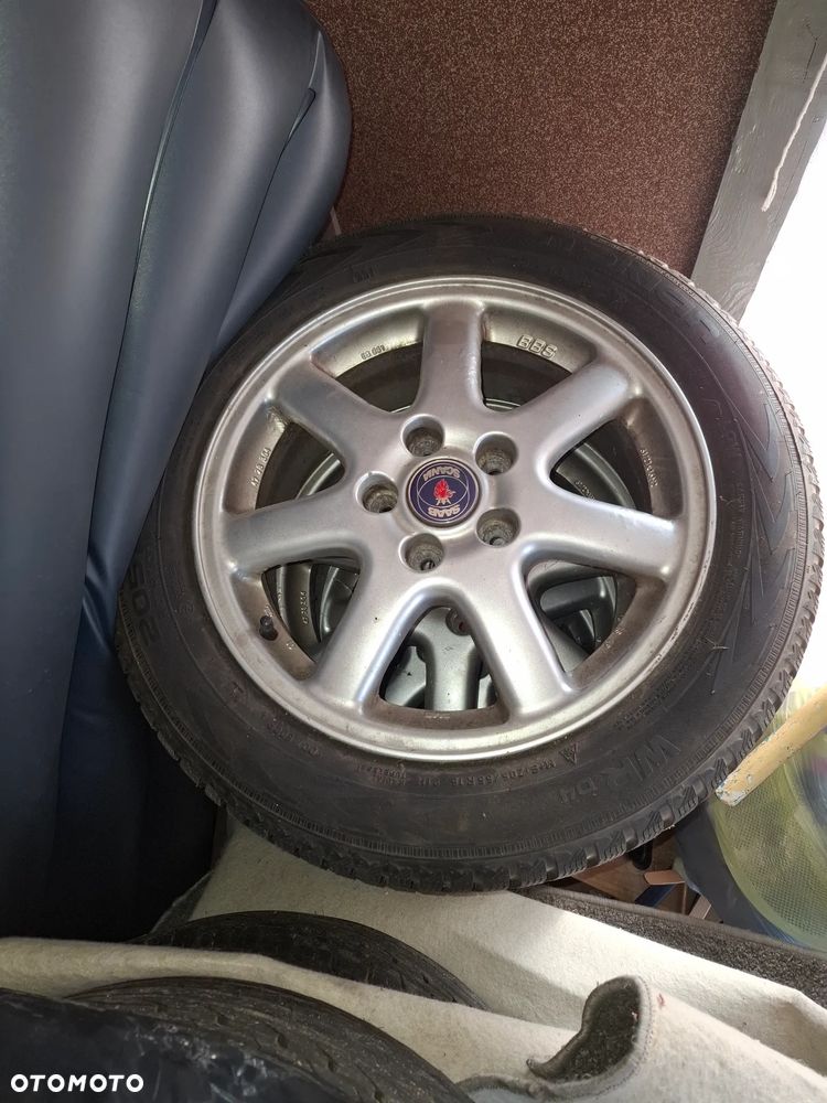 Koła do Saaba z nowymi oponami zimowymi Nokian wrd4 205/55 r16 - 1