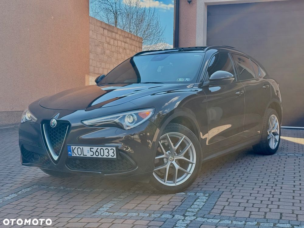 Alfa Romeo Stelvio 2.0 Turbo 16V AT8-Q4 Ti - 2