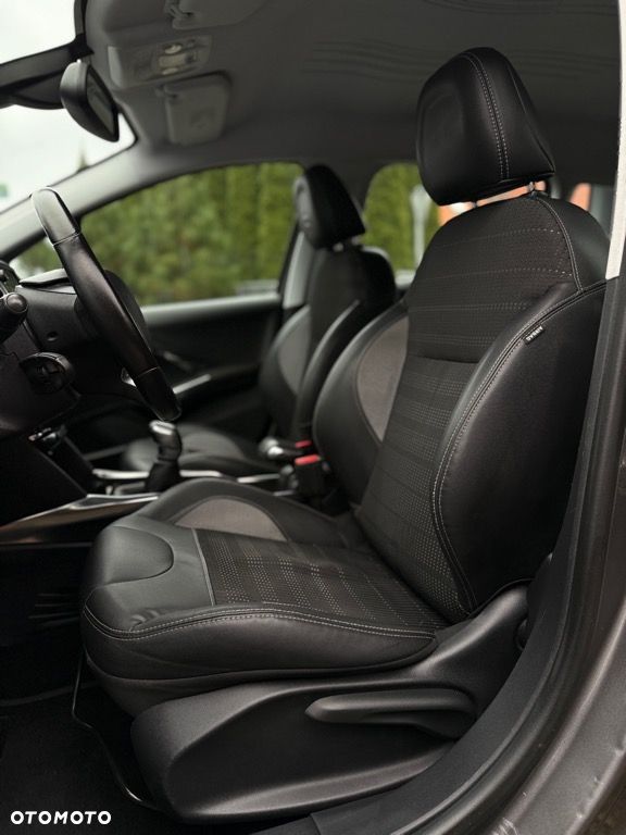 Peugeot 2008 1.6 VTi Allure - 26