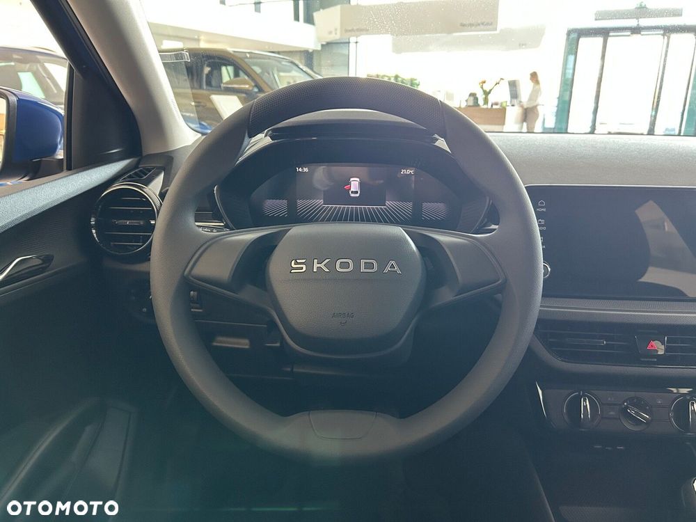 Skoda Fabia 1.0 Essence - 14