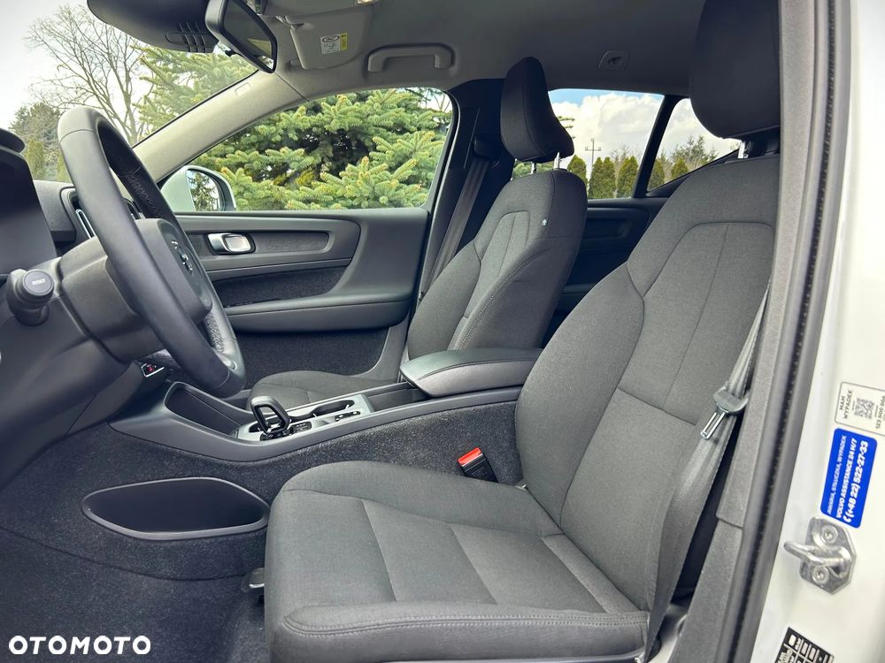 Volvo XC 40 T3 Momentum Pro - 15