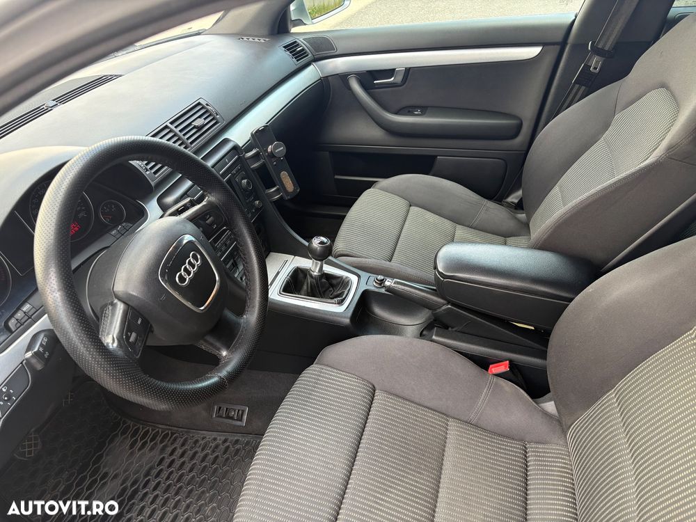 Audi A4 Avant - 33