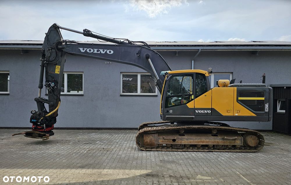 Volvo EC250EL - 6