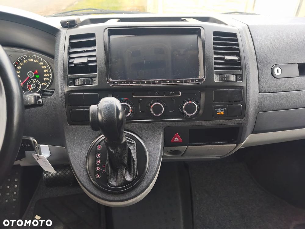 Volkswagen TRANSPORTER T5 LONG - 13