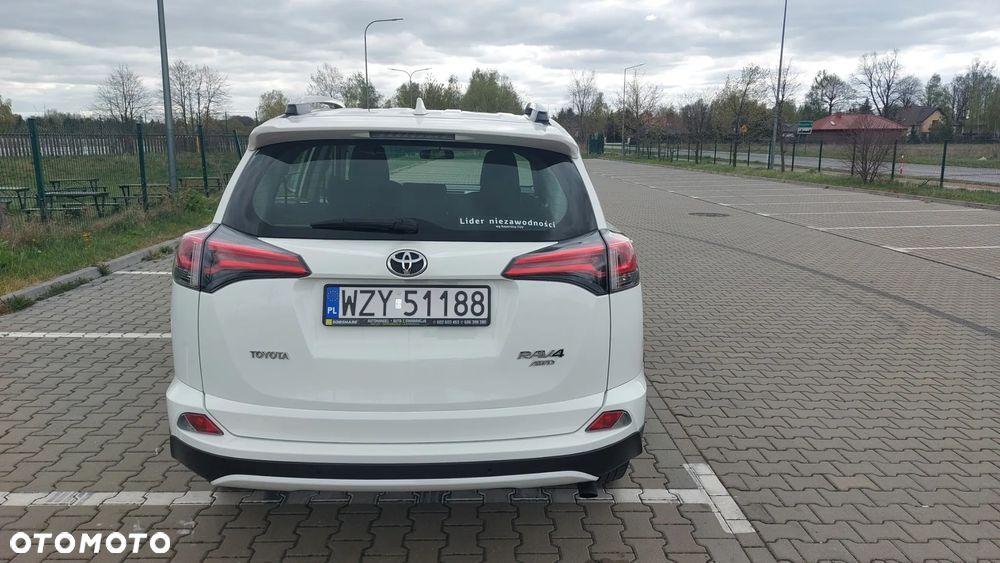 Toyota RAV4 - 14